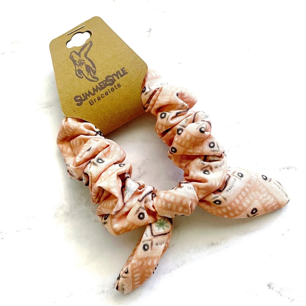 SummerStyle Bracelets Peach Aztec Bow Scrunchie